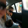 A emoção de uma enfermeira ao conhecer o sobrinho pela janela do carro em Matosinhos