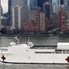 Comfort: O gigante navio hospital que atracou em Nova Iorque para ajudar a tratar doentes de coronavírus 