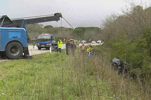 Acidente no IC8 mata menino de 11 anos e fere três pessoas	