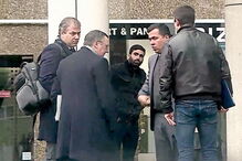 Carlos Alexandre à chegada ao escritório do advogado Osório de Castro para efetuar as buscas com o procurador Rui Marques 