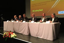 Governo quer reaproveitar trabalhadores da EDP para nova fábrica de hidrogénio