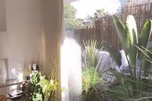 Simão Sabrosa e Vanessa em nova casa de luxo   