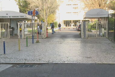 Dois casos suspeitos de coronavírus em escola do Cacém