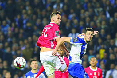 Clubes de futebol querem receber ajuda do Estado