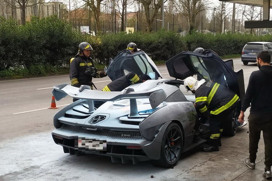 Supercarro McLaren Senna incendeia-se em Braga. Veja as imagens