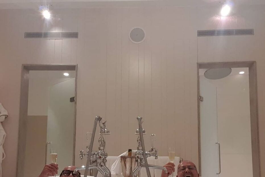 Goucha e o marido, Rui Oliveira, mostram momento íntimo e divertido enquanto tomam banho