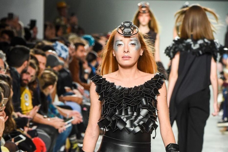 Transparências e cor aquecem a ModaLisboa