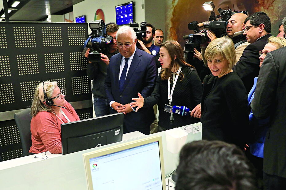 Linha SNS 24 (808 24 24 24) recebe uma média diária de 12 mil chamadas 