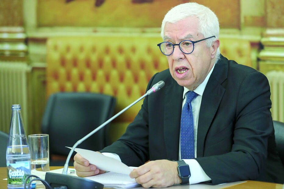 Fernando Teixeira dos Santos foi ministro das Finanças entre julho de 2005 e junho de 2011  