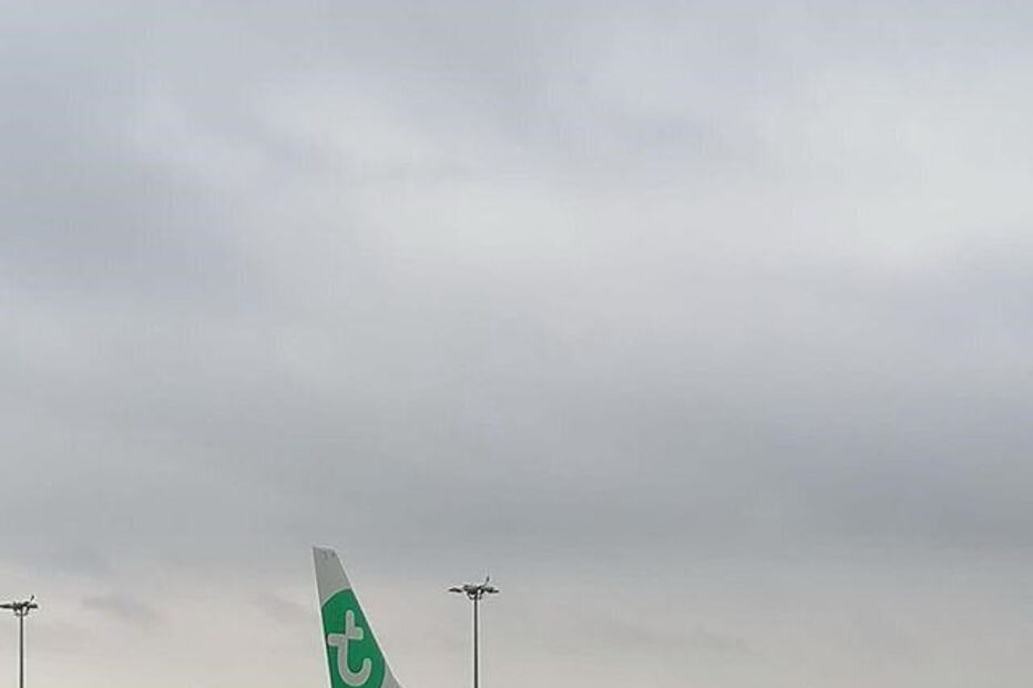 Dois passageiros com suspeita de coronavírus retirados de avião no Aeroporto de Faro