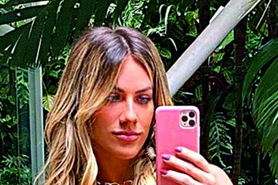 Bruno Gagliasso celebra 10 anos de casamento