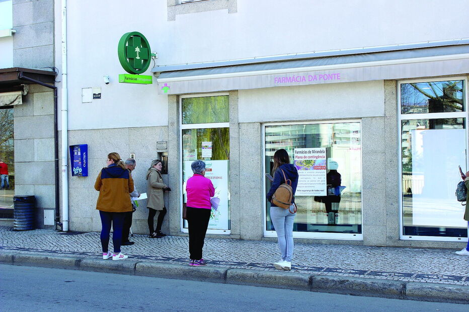 Infarmed quer garantir o funcionamento das farmácias e em simultâneo proteger os utentes 