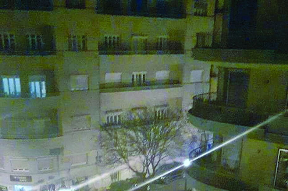 Confusão fotografada por um dos moradores foi repelida pela PSP