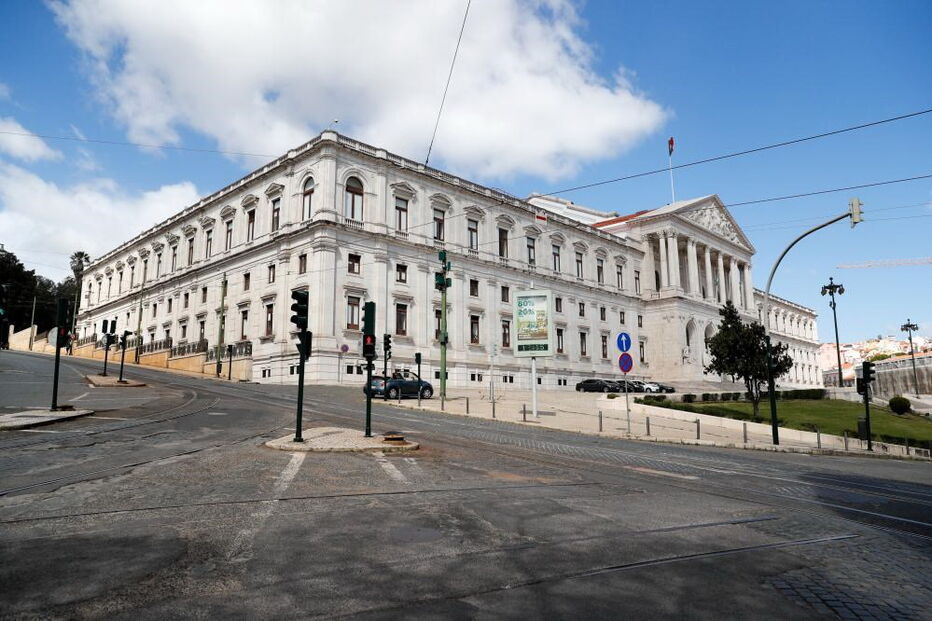 Ruas de Lisboa quase desertas