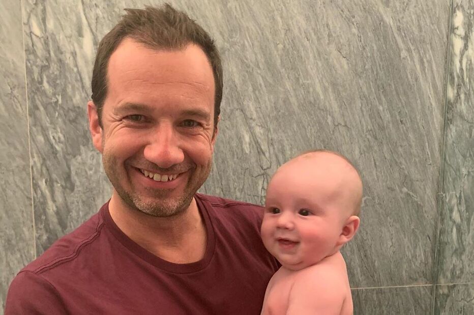 Frederico Varandas com o filho ao colo