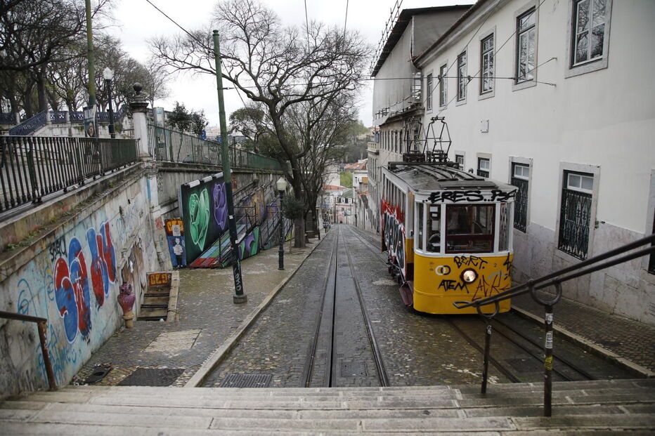 Lisboa está vazia. Ao segundo dia do Estado de Emergência, é este o cenário na capital do País