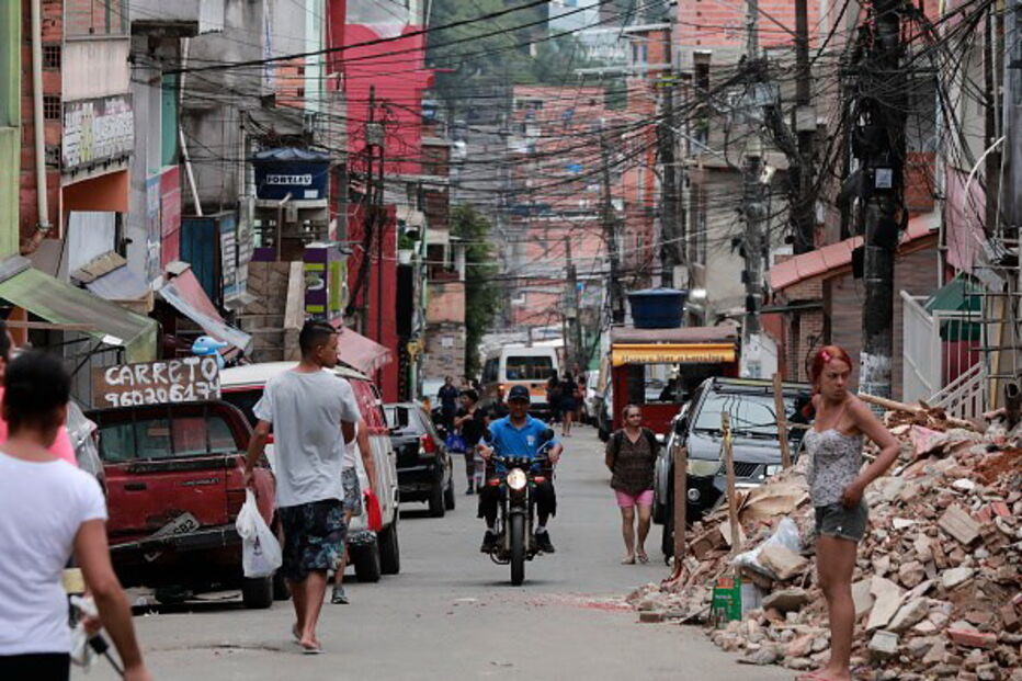 Favelas sem recursos básicos para enfrentar coronavírus