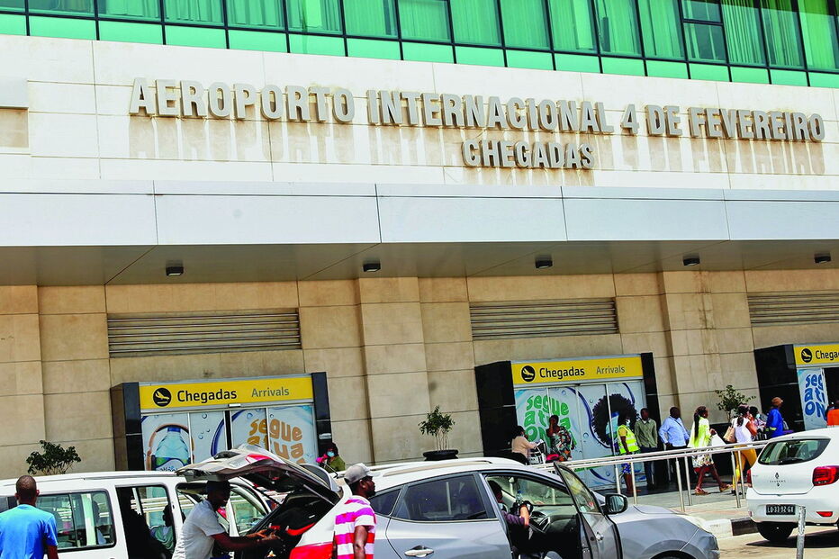 Passageiros que chegaram de Lisboa e do Porto foram colocados em quarentena 