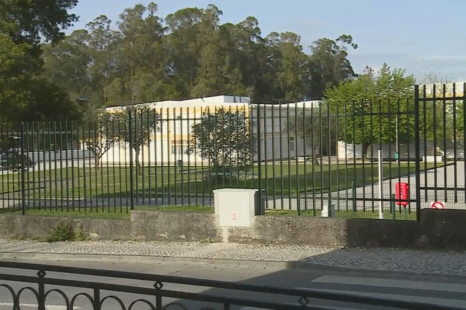 Professora de escola em Leiria infetada com coronavírus