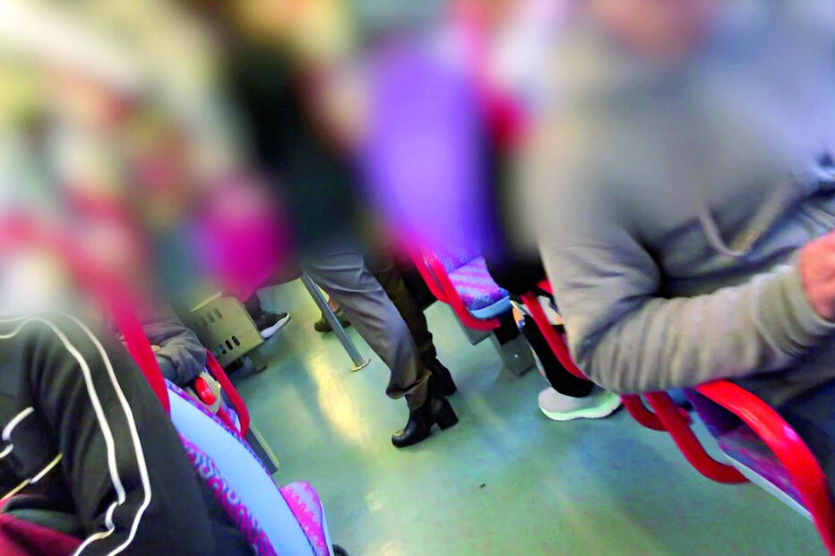 Ameaça de contágio por coronavírus em transportes públicos cheios