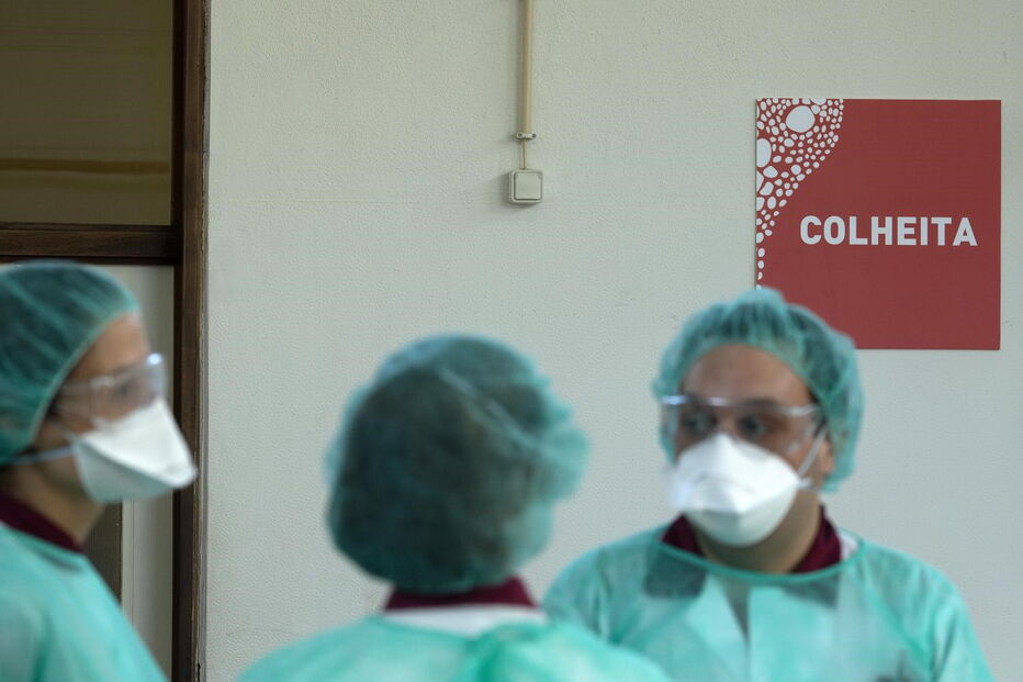 Utentes referenciados pelo Serviço Nacional de Saúde fazem rastreio ao coronavírus em Lisboa