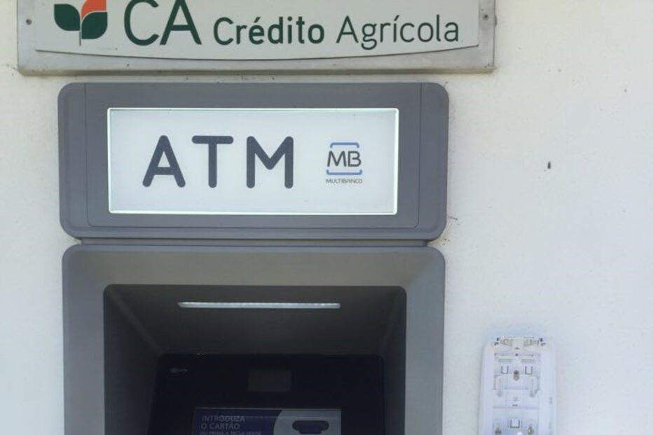 Roubam desinfectantes das caixas de multibanco em Vila do Conde