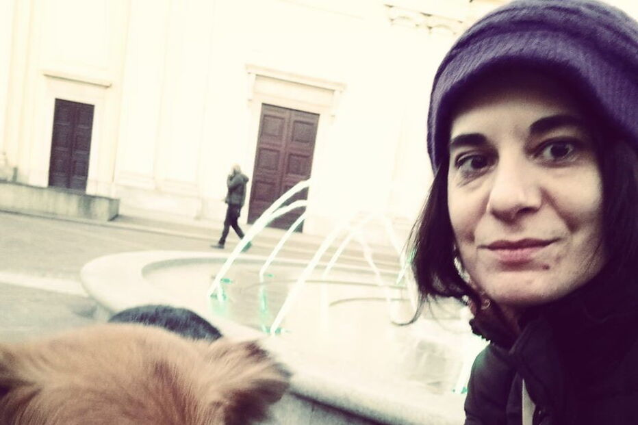 Enfermeira de 34 anos acaba com a própria vida ao testar positivo para coronavírus