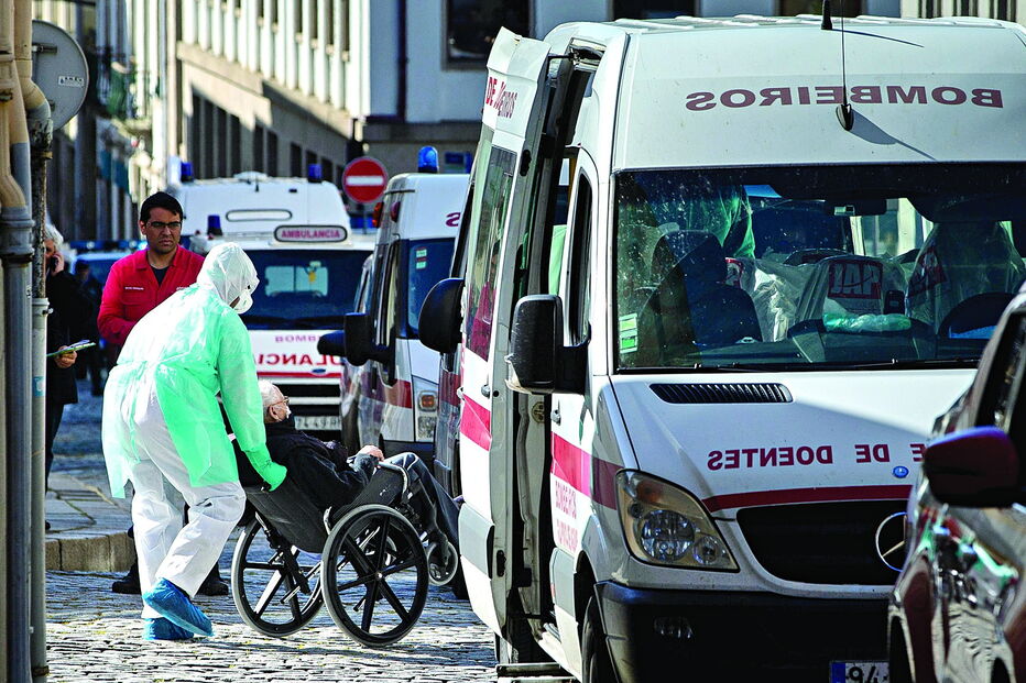 Treze idosos infetados retirados de um lar em Vila Real