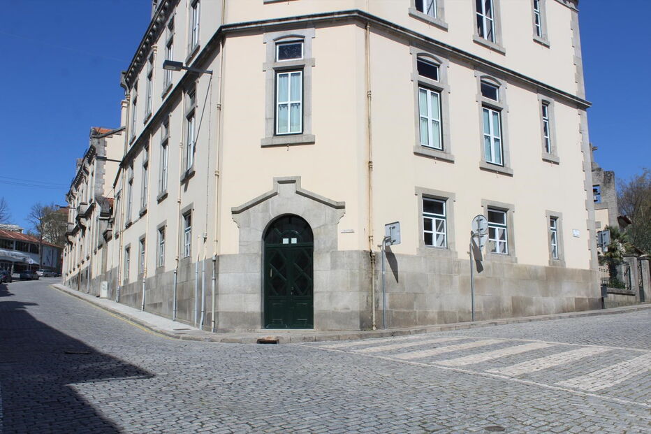 Fachada do lar de Vila Real 