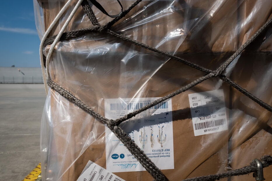 Primeiro avião com equipamento médico já chegou ao Porto