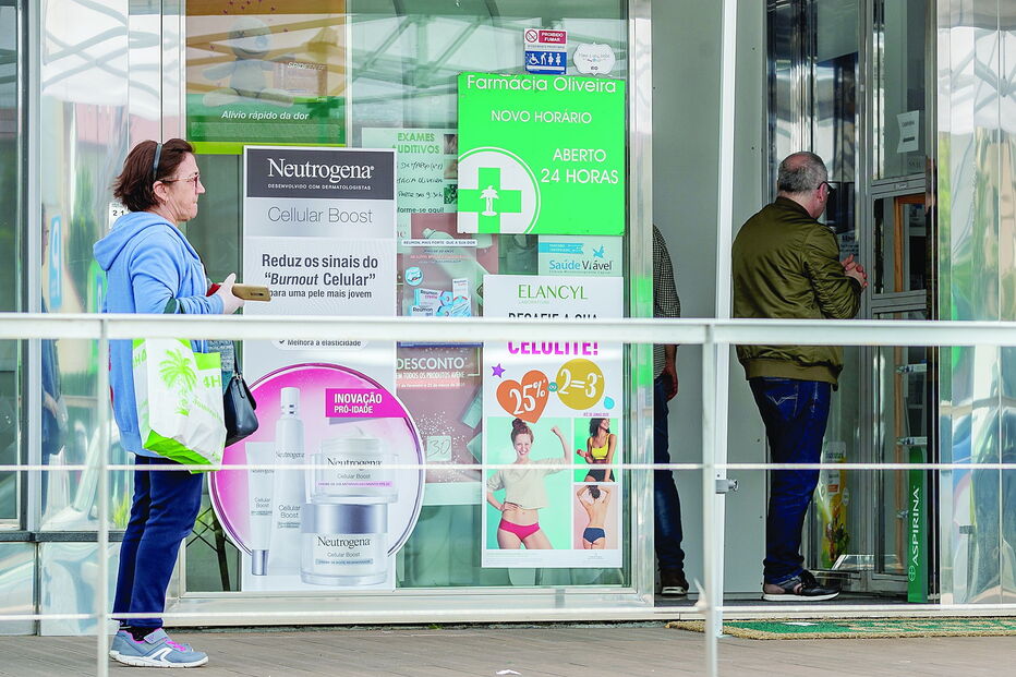 Farmácias registaram aumento da procura ao longo deste mês