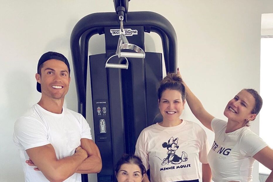 Dolores Aveiro com Cristiano Ronaldo, Katia e Elma