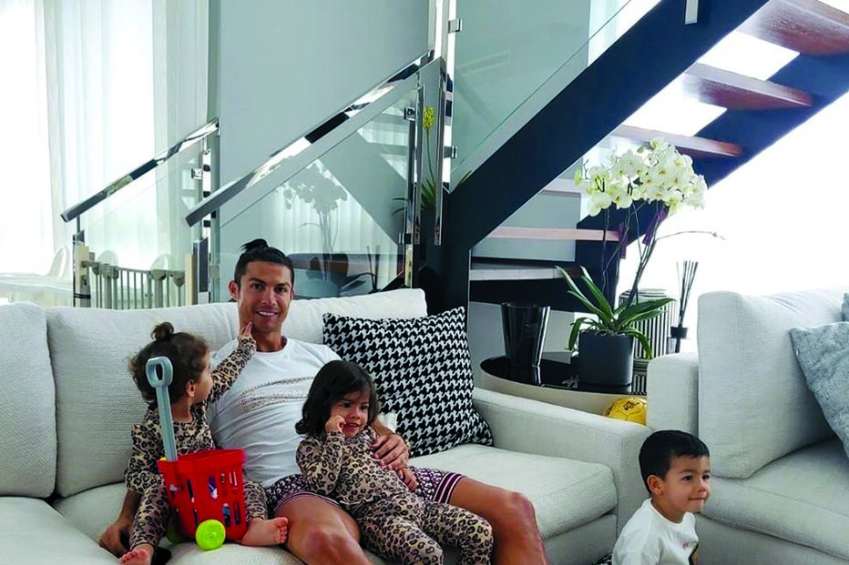 Ronaldo deixou Itália e encontra-se no Funchal com a família 
