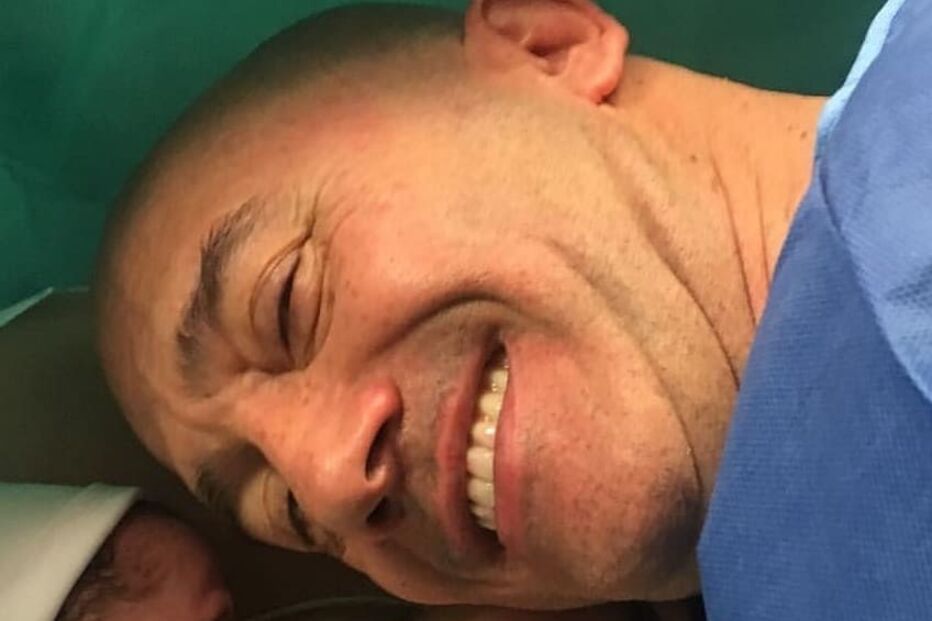 Sara Barradas e José Raposo com a filha Lua ainda na maternidade