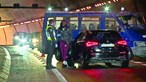 Médio do Benfica detido sem carta de condução durante Estado de Emergência em Lisboa. Veja as imagens do momento