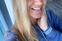 Rui Patrício pinta o cabelo à mulher na quarentena