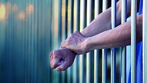 PS viabiliza projetos do CDS e PSD para revogar regime excecional que permite libertar reclusos devido à Covid-19