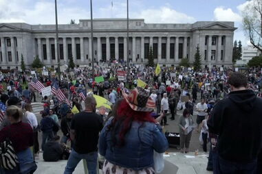 Manifestantes protestam contra ordem de ficar em casa em Washington