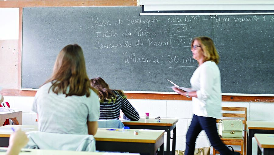 Exames nacionais do Ensino Secundário tinham início previsto a 15 de junho