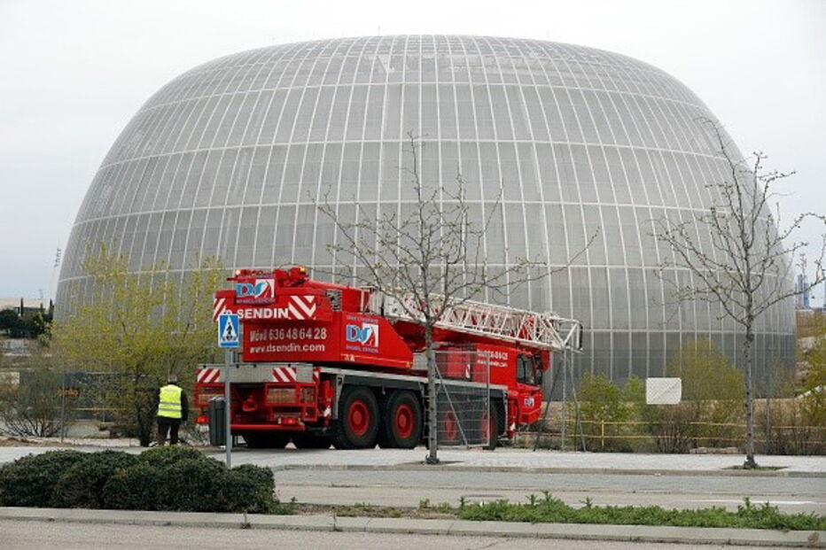 Uma lição trágica para o Mundo: Espanha improvisa duas morgues para vítimas do coronavírus