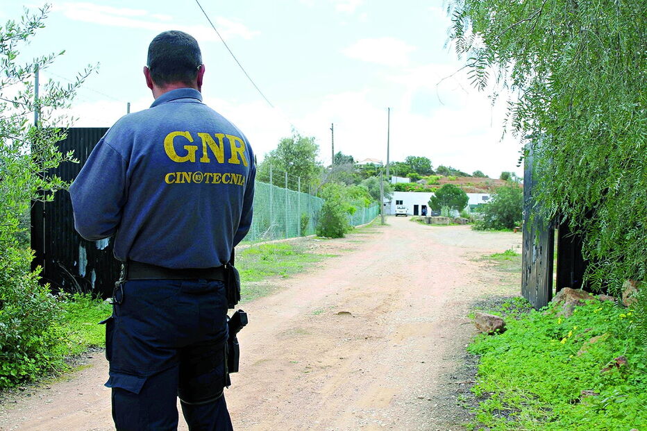 GNR está a fazer vigilância ao armazém