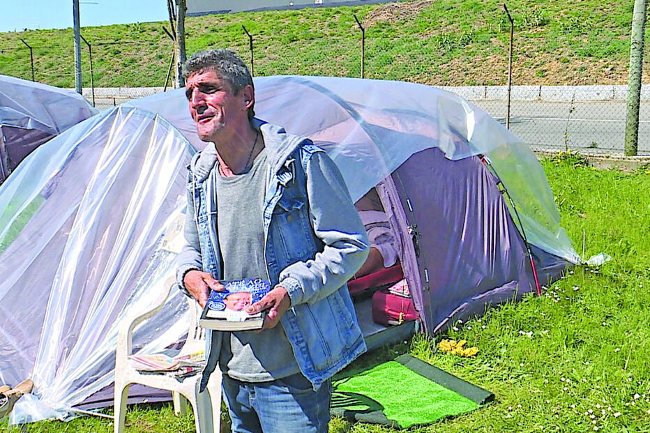 Américo Fernandes é sem-abrigo e tem medo do vírus