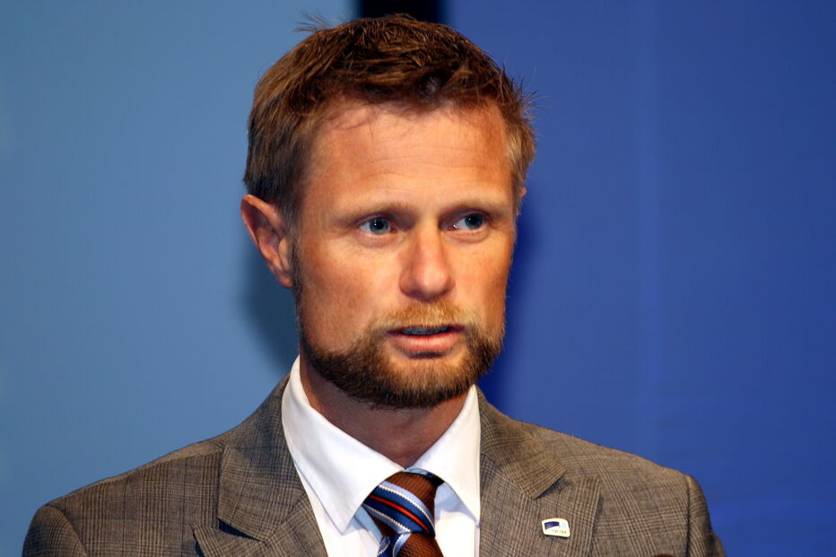 2020-04-06_16_15_24 Bent Høie.jpg