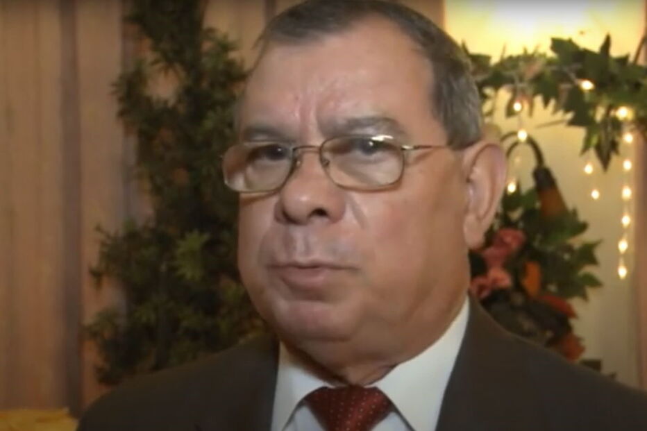 João Loureiro, dono de um restaurante português em Newark