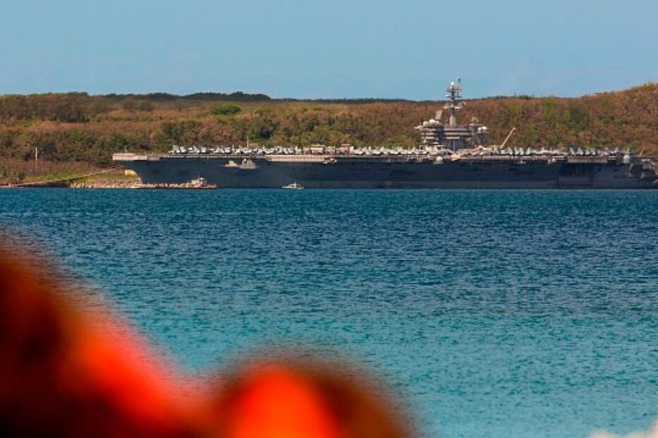 Mais de 10% da tripulação de um porta-aviões americano está infetada com coronavírus