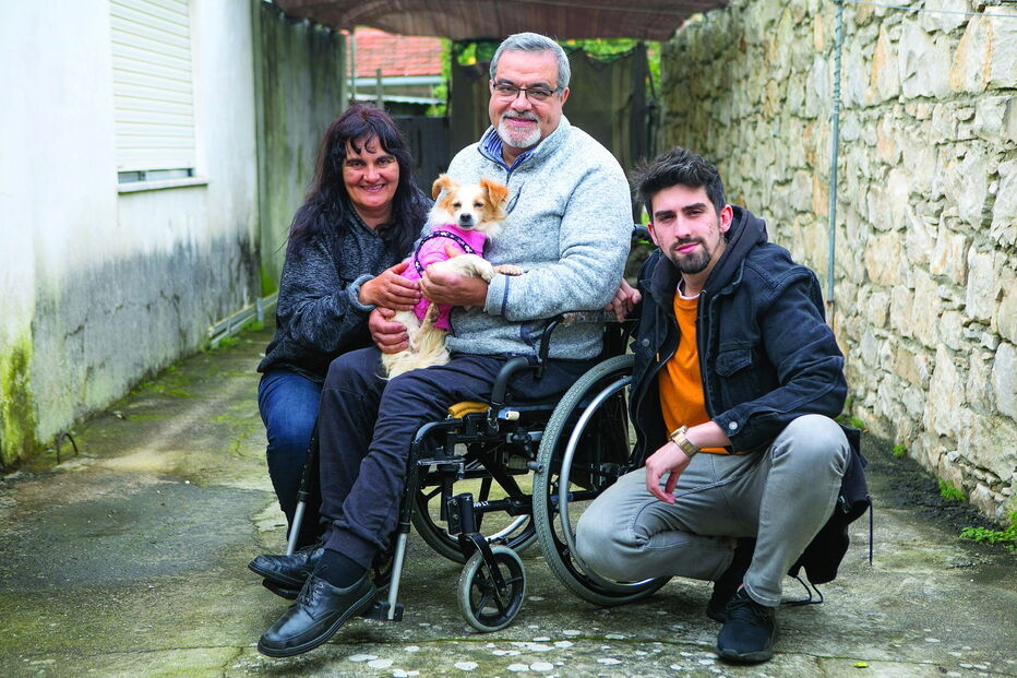 José Martins perdeu o cão Rex mas ganhou uma nova amiga de quatro patas no dia do aniversário   