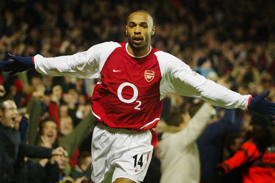 Internacional francês envergava a camisola em causa quando marcou o centésimo golo pelo Arsenal