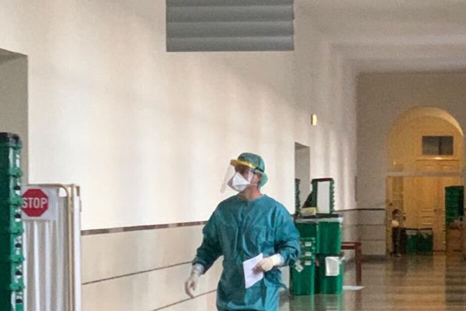 Hospital das Forças Armadas do Porto recebe seis idosos infetados com coronavírus