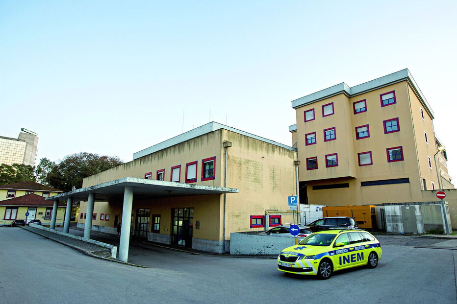 Hospital Curry Cabral, em Lisboa, poderá vir a ser transformado numa unidade dedicada exclusivamente ao tratamento de doentes infetados com a Covid-19
