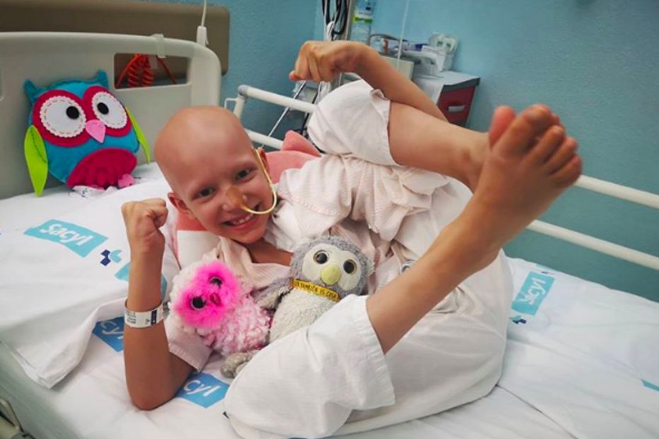 Maria, a menina de sete anos com cancro que venceu o coronavírus